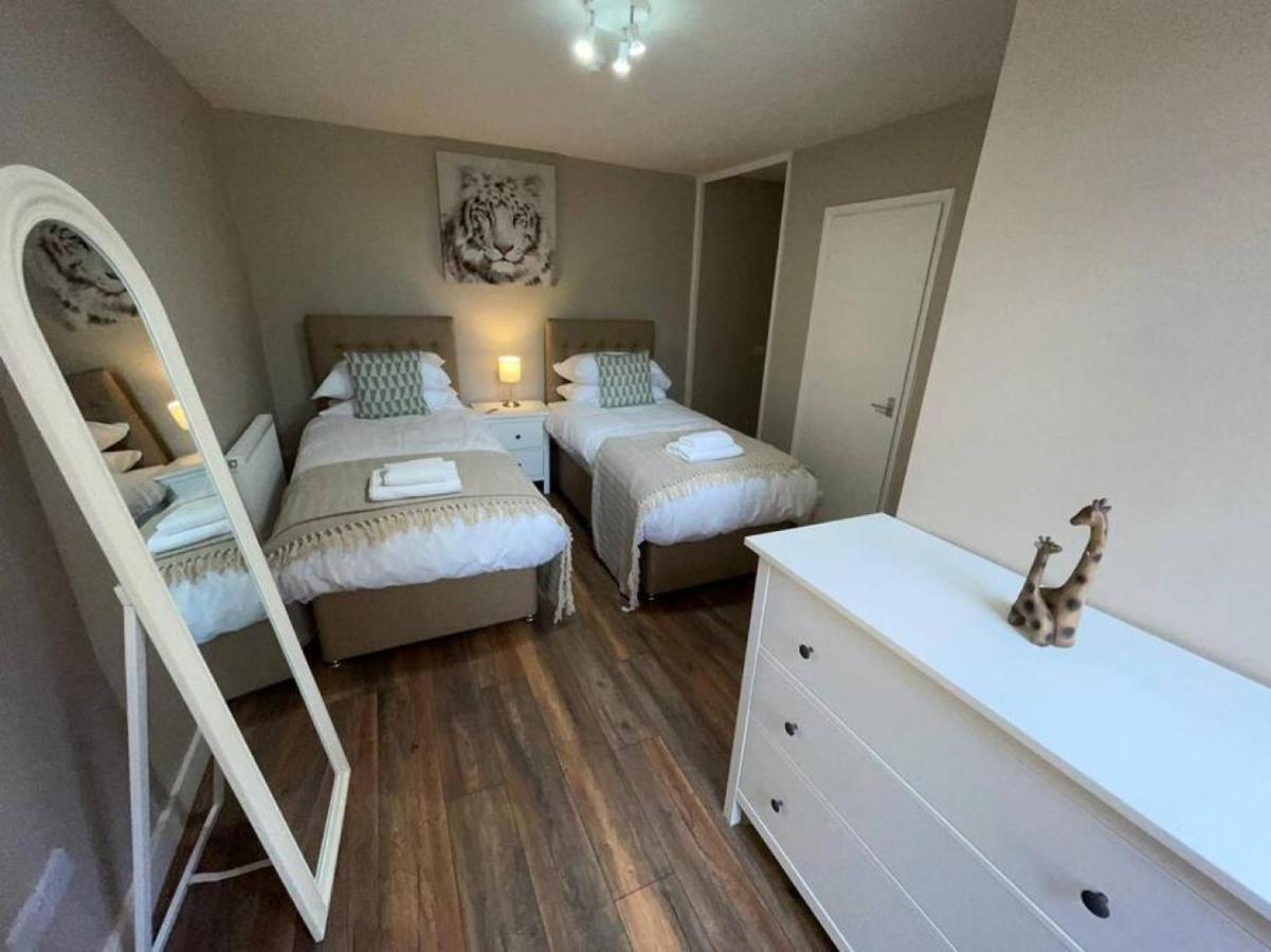 Lydney House Swaffham Sleeps 22 Villa Dış mekan fotoğraf
