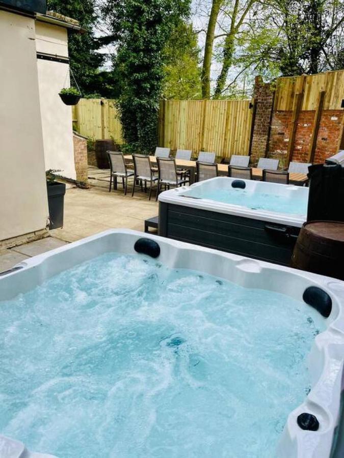 Lydney House Swaffham Sleeps 22 Villa Dış mekan fotoğraf