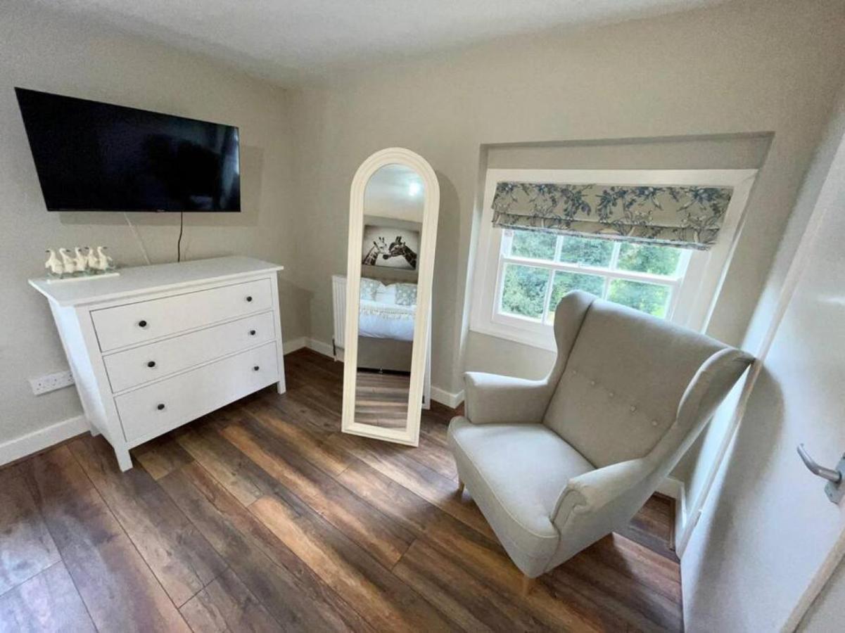 Lydney House Swaffham Sleeps 22 Villa Dış mekan fotoğraf