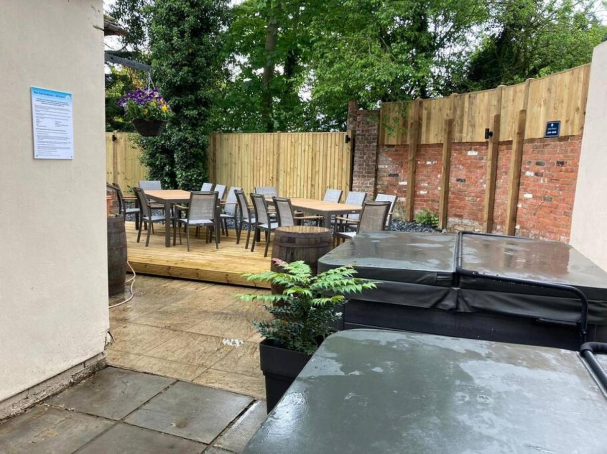Lydney House Swaffham Sleeps 22 Villa Dış mekan fotoğraf