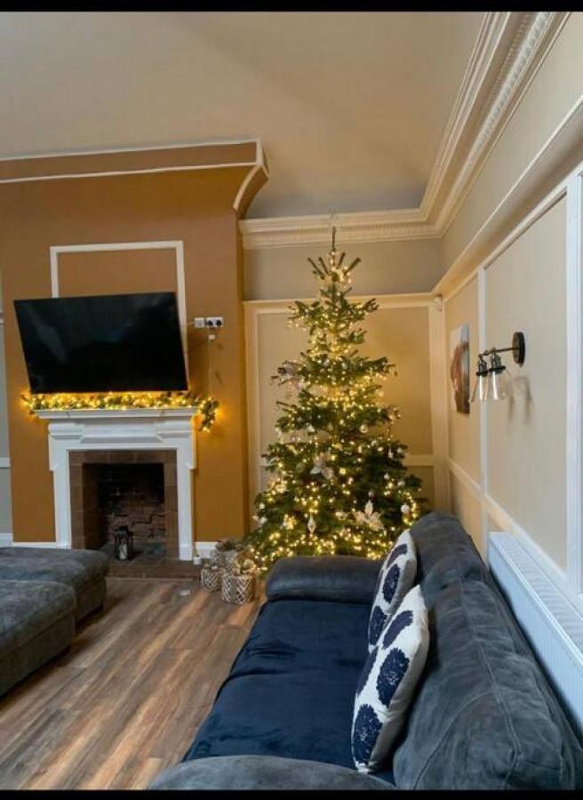 Lydney House Swaffham Sleeps 22 Villa Dış mekan fotoğraf