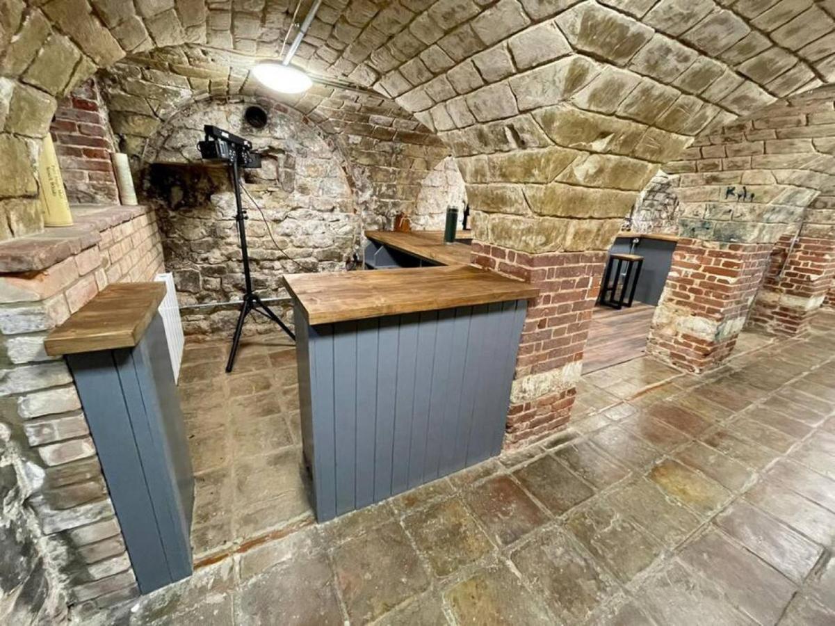Lydney House Swaffham Sleeps 22 Villa Dış mekan fotoğraf