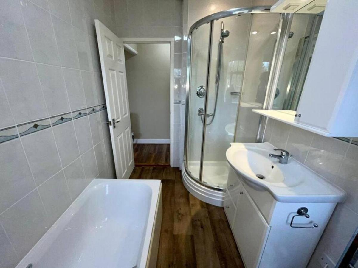 Lydney House Swaffham Sleeps 22 Villa Dış mekan fotoğraf
